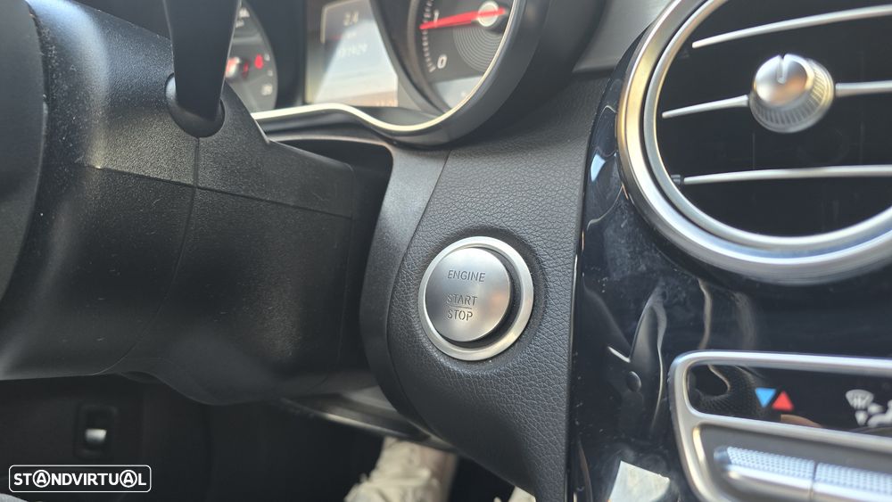 Mercedes-Benz C 300 BlueTEC Hybrid AMG Line - 34