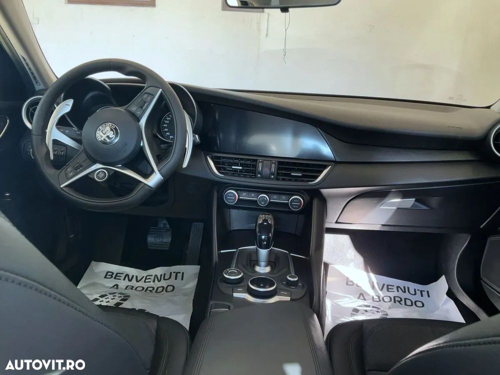 Alfa Romeo Giulia 2.2 JTDM Aut. Super - 6