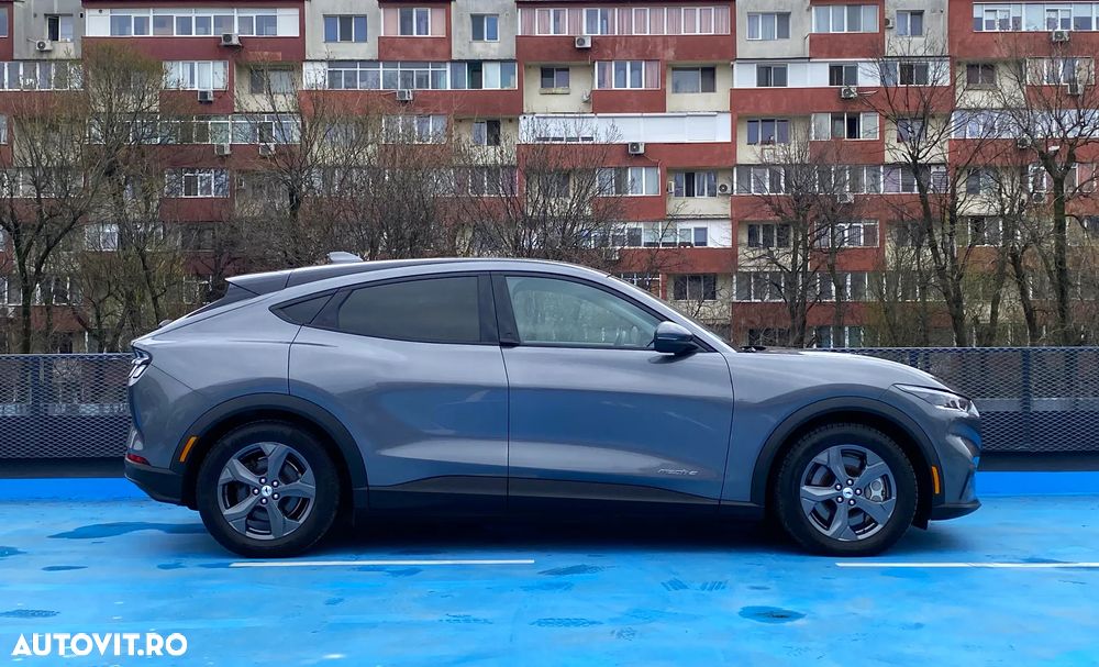 Ford Mustang Mach-E RWD Standard Range 198 kW Base - 6