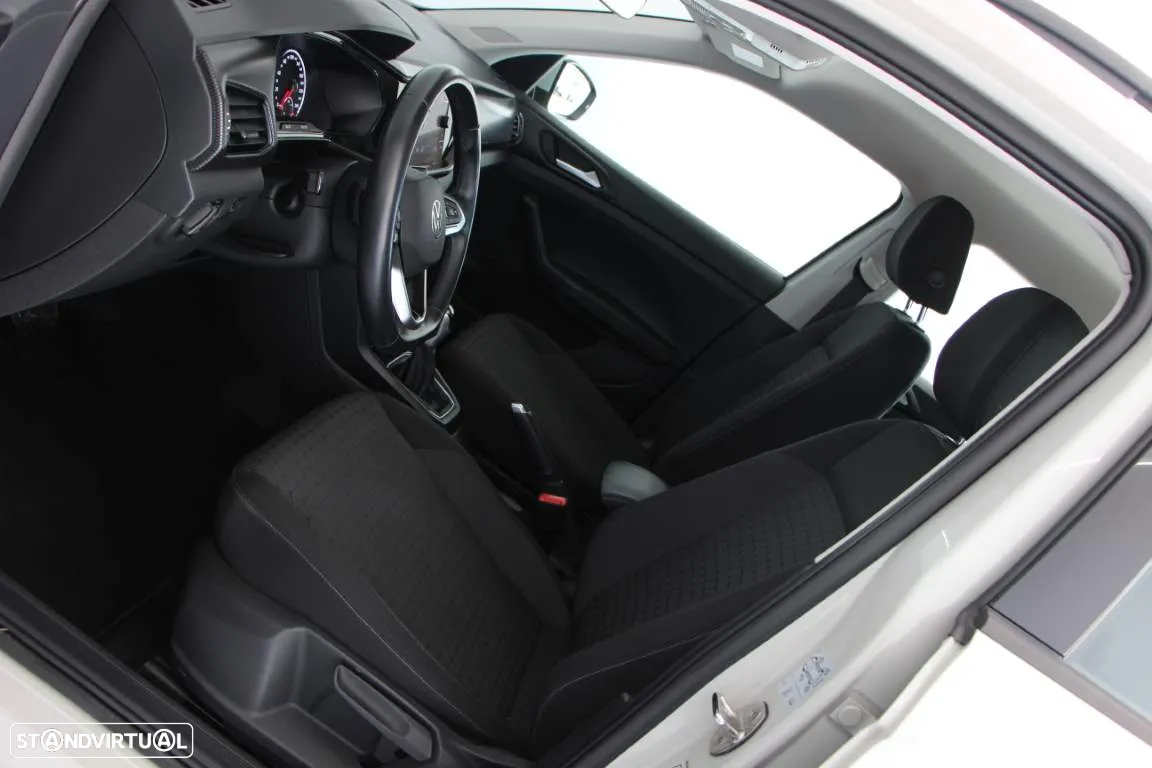 VW T-Cross 1.0 TSI Life DSG - 24