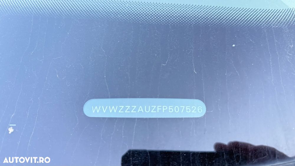 Volkswagen Golf 2.0 TDI 4Motion BMT Highline - 4