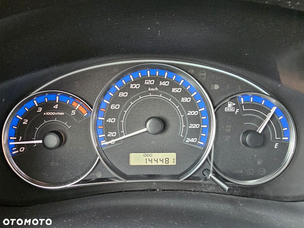 Subaru Forester 2.0D XE 000 Euro5 - 12
