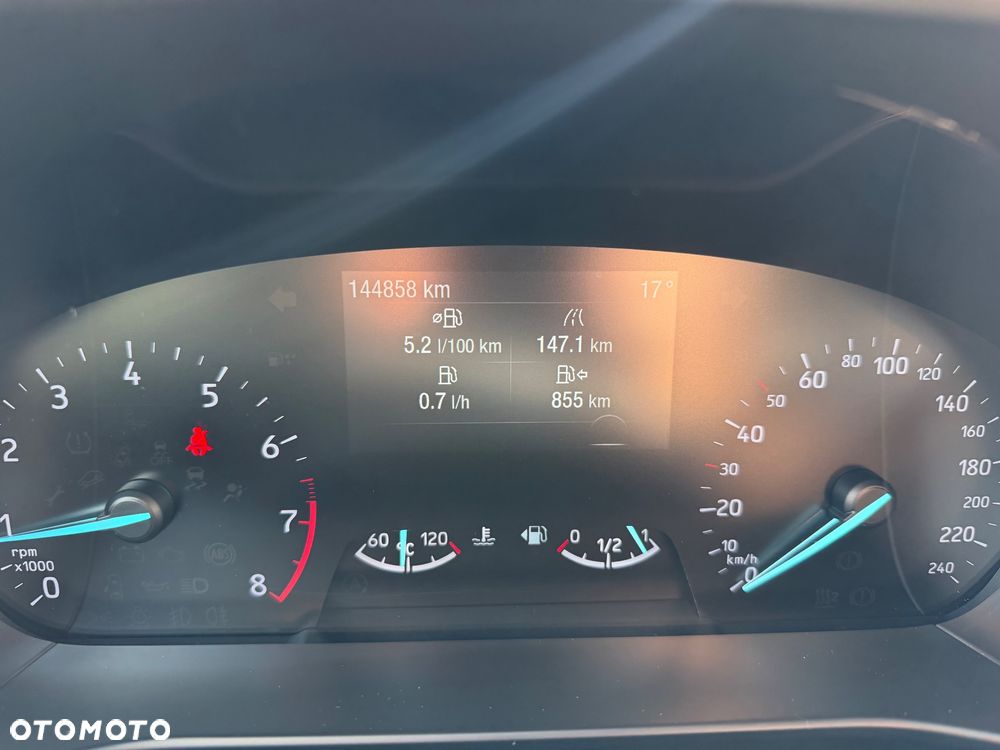 Ford Focus 1.5 EcoBoost Titanium - 12