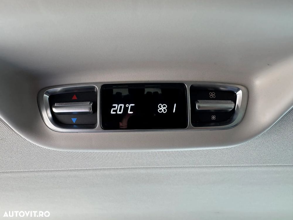 Mercedes-Benz V 300 d Lang 4Matic 9G-TRONIC Avantgarde - 24