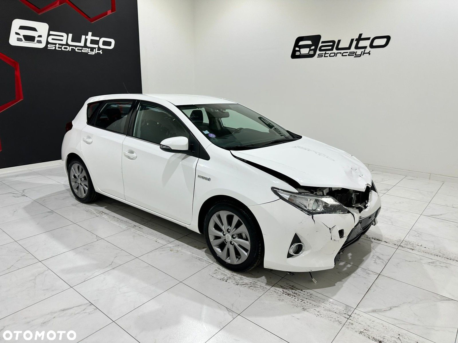 Toyota Auris - 14