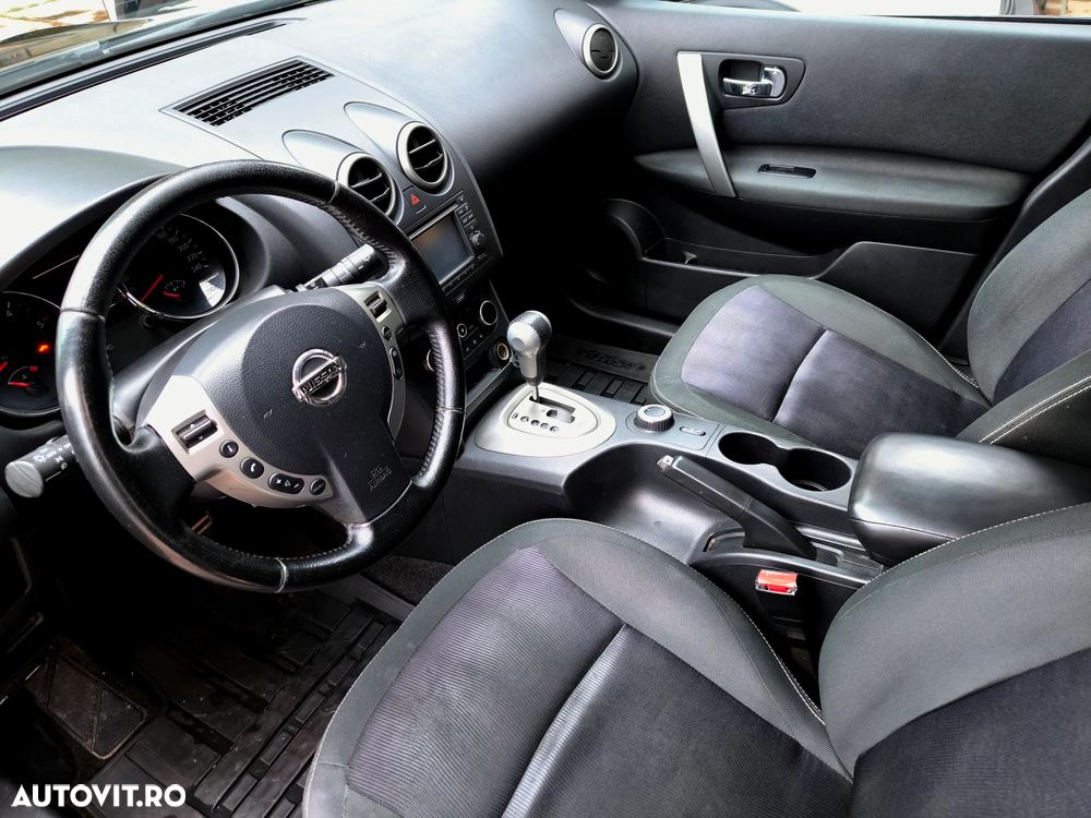 Nissan Qashqai 2.0 dCi DPF 4x4 Aut tekna - 7