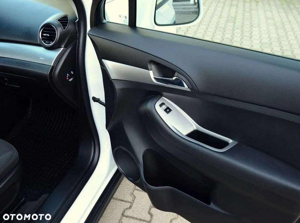 Chevrolet Orlando - 24