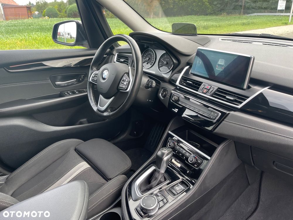BMW Seria 2 220d Gran Tourer - 9