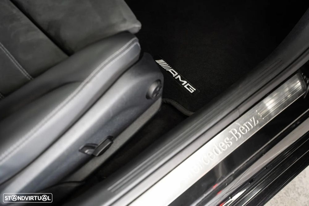 Mercedes-Benz C 300 de AMG Line - 40