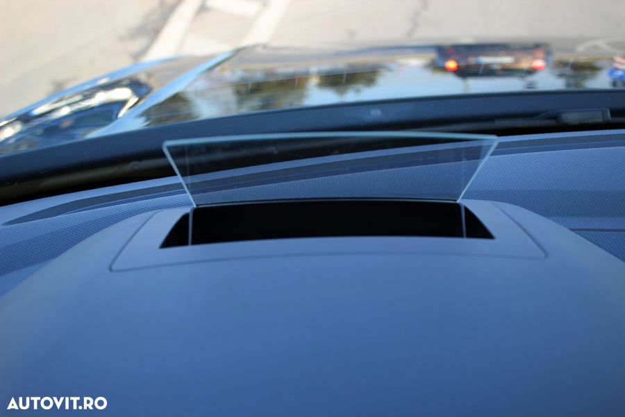 Volkswagen Tiguan 2.0 TDI SCR 4MOTION DSG R-Line - 20