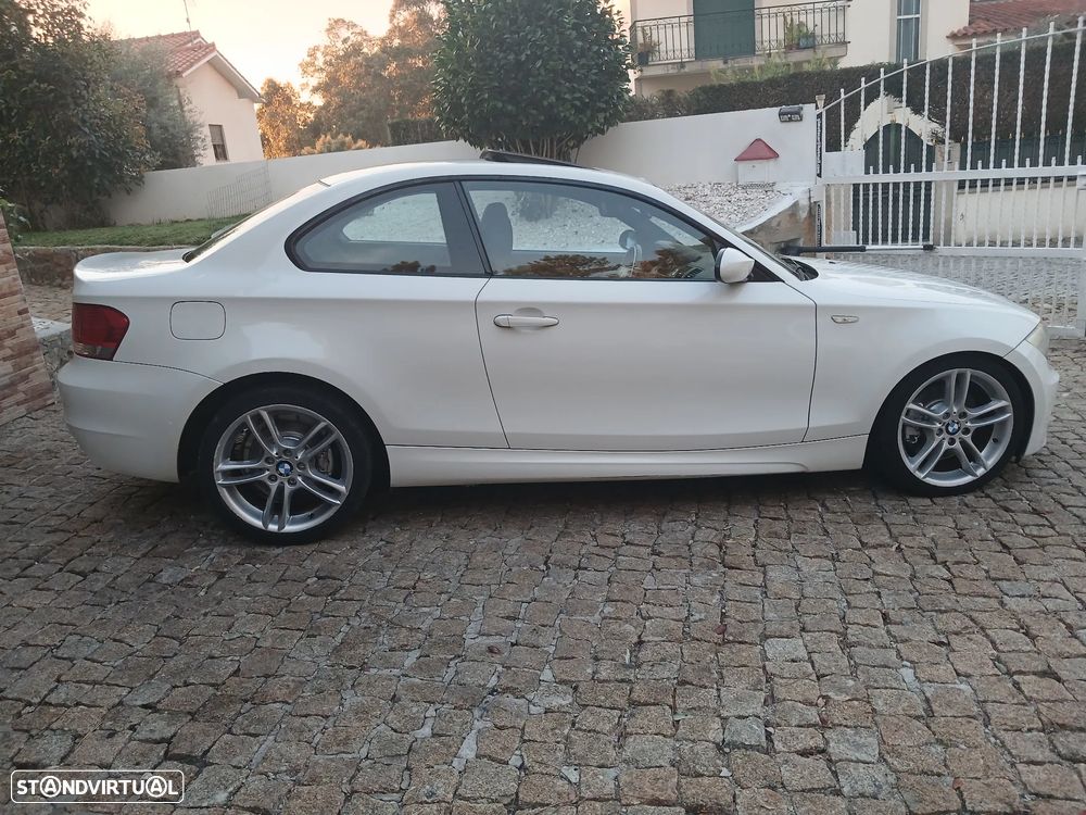 BMW 123 d Limited Edition Lifestyle c/ M Sport Pack - 9