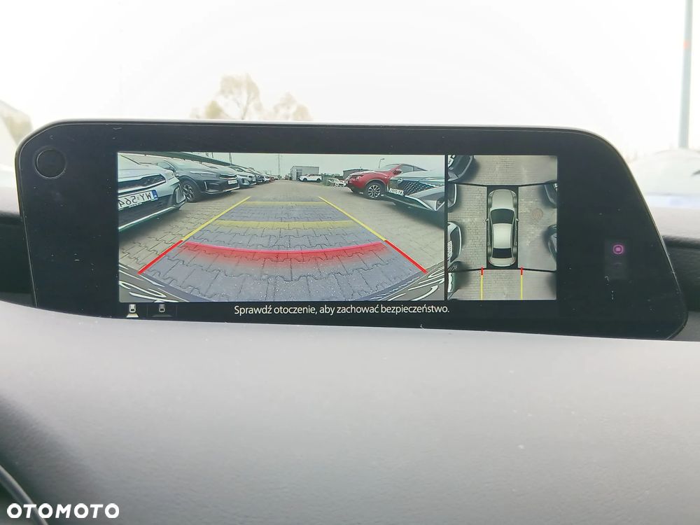 Mazda 3 2.0 mHEV Hikari - 17