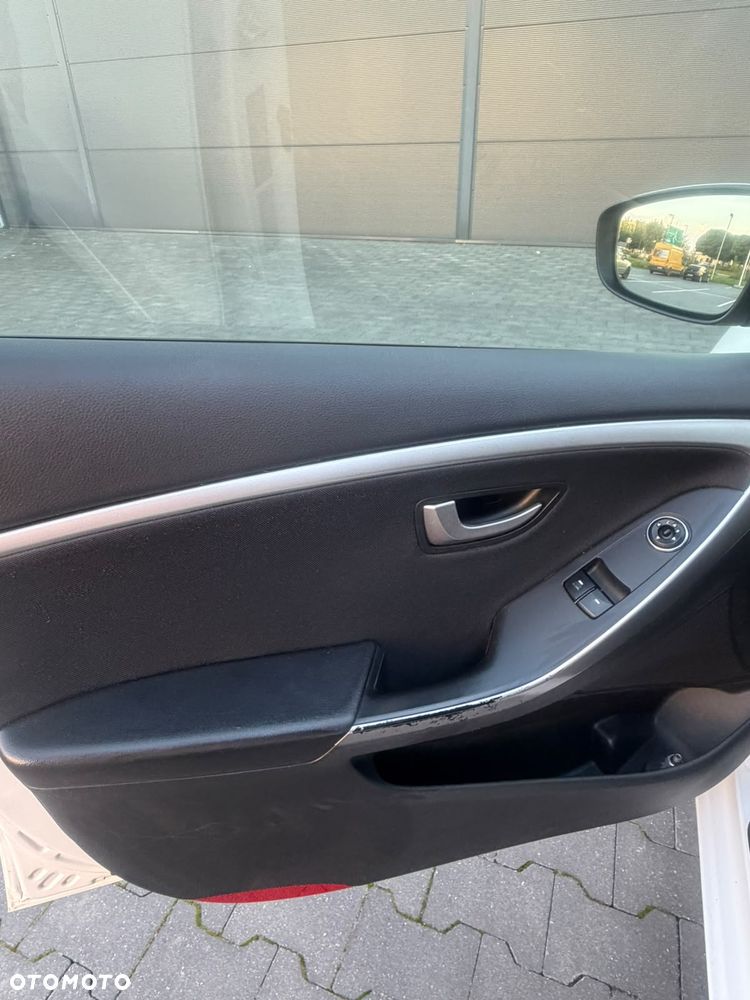Hyundai i30 1.4 Classic - 9