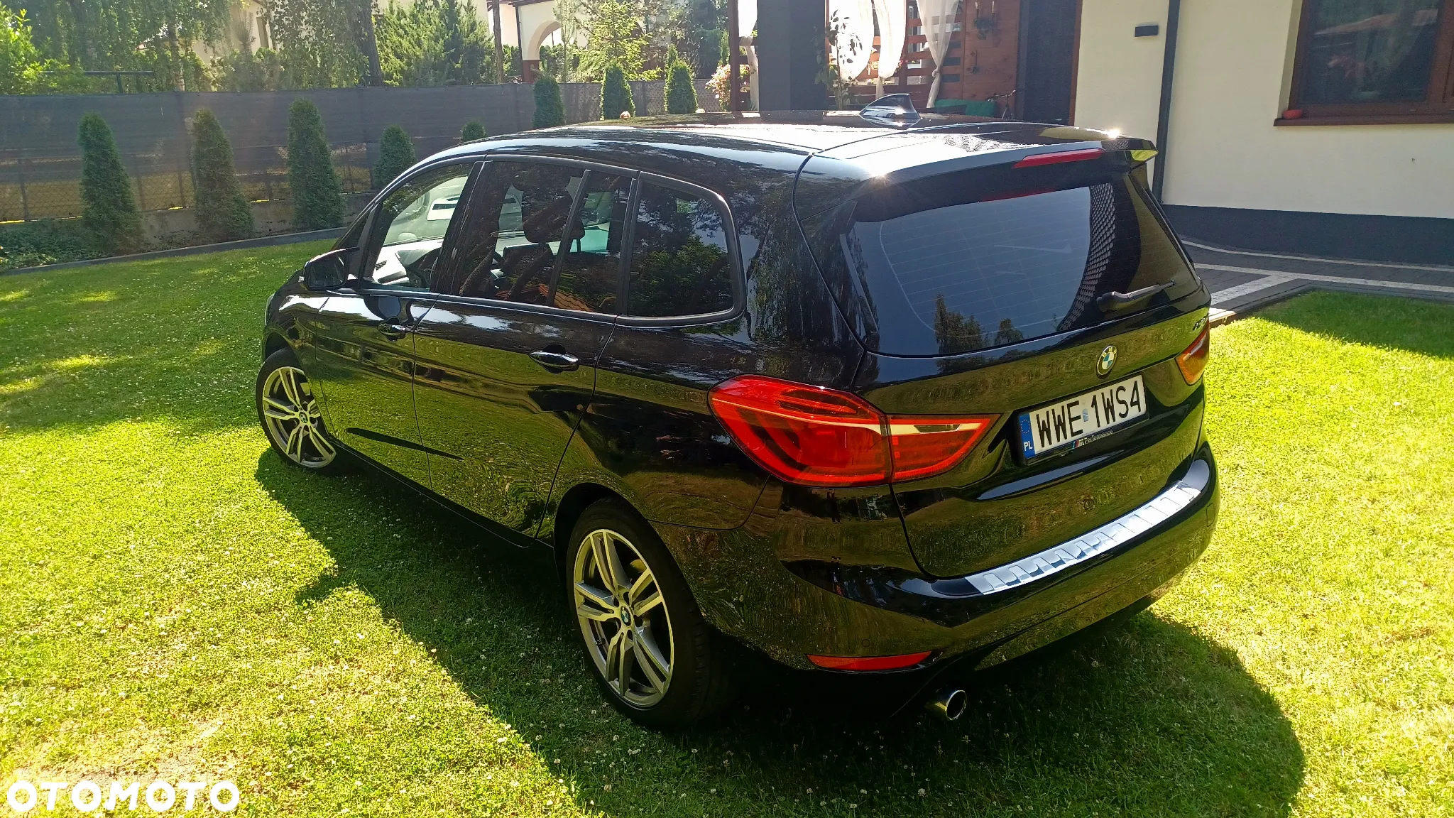 BMW Seria 2 218d - 3