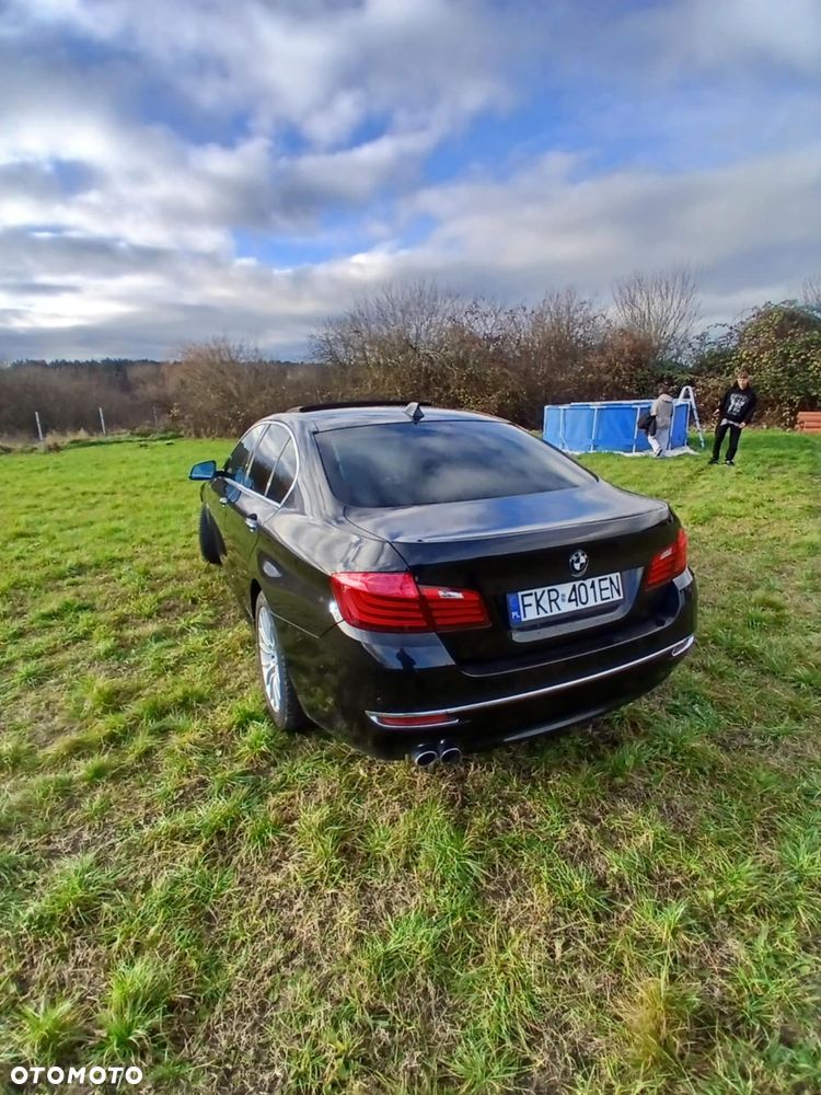 BMW Seria 5 525d xDrive Luxury Line - 18