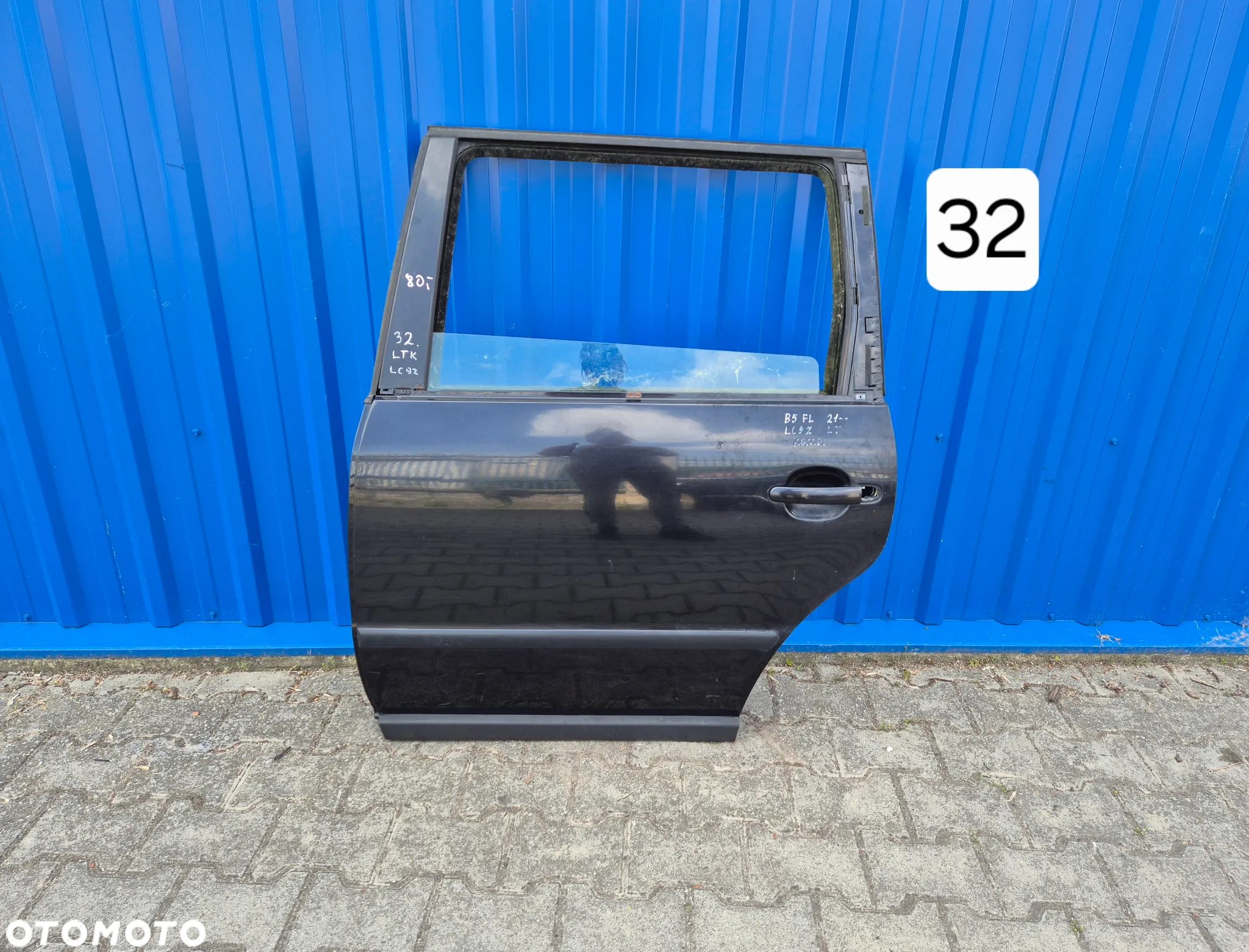 DRZWI TYŁ LEWY LEWE VW PASSAT B5 FL KOMBI LC9Z CZARNE - 12