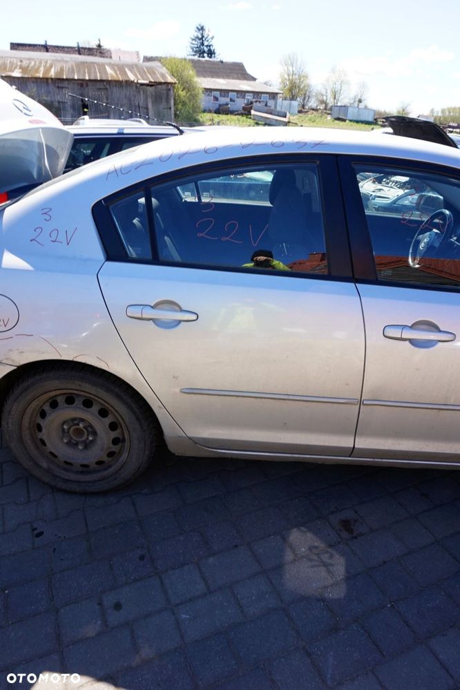 DRZWI TYLNE PRAWE 3 I BK SEDAN 22V  SREBRNY MAZDA 2003-2006 - 1