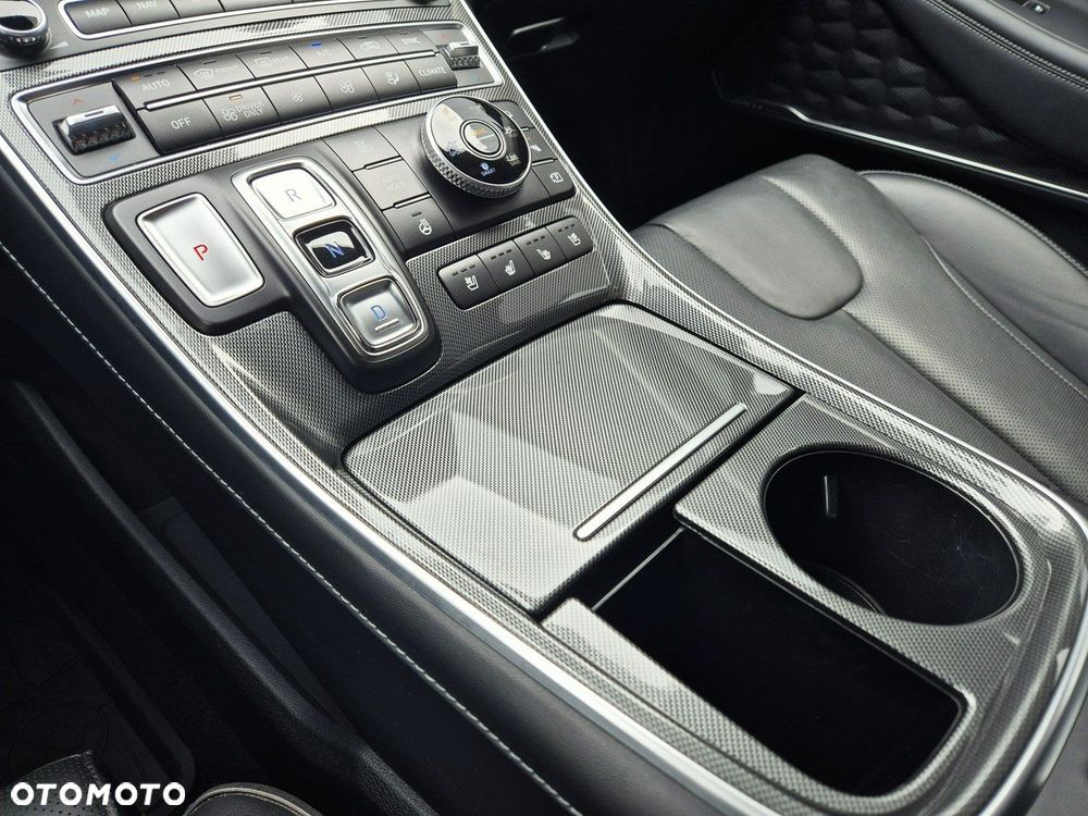 Hyundai Santa Fe - 33