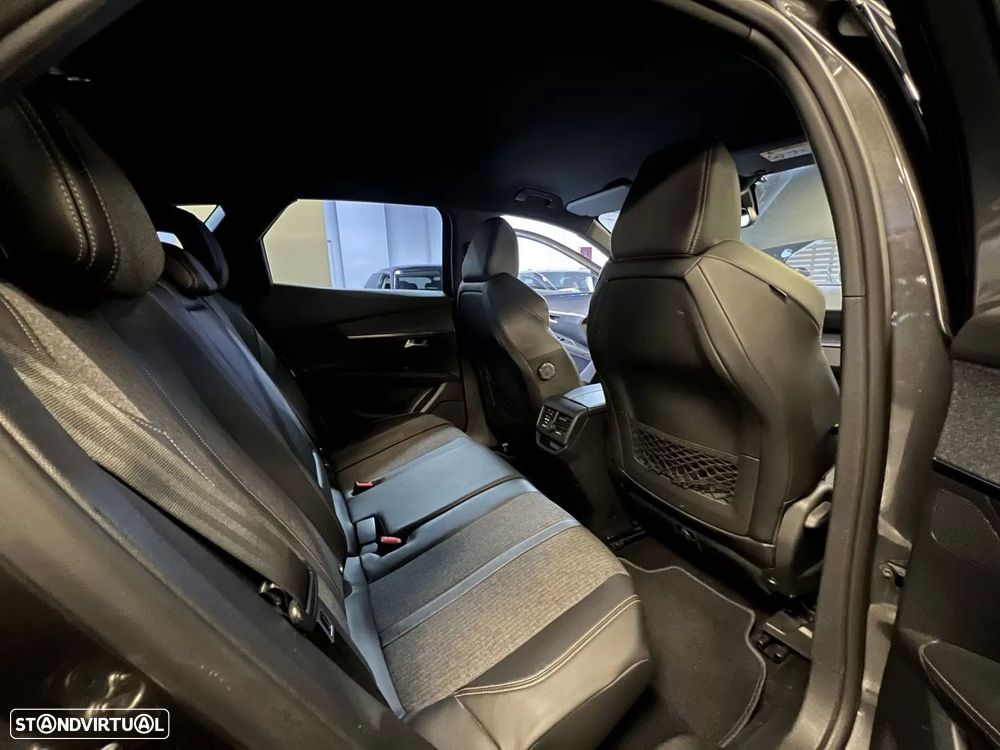 Peugeot 3008 1.2 PureTech GT Line - 38