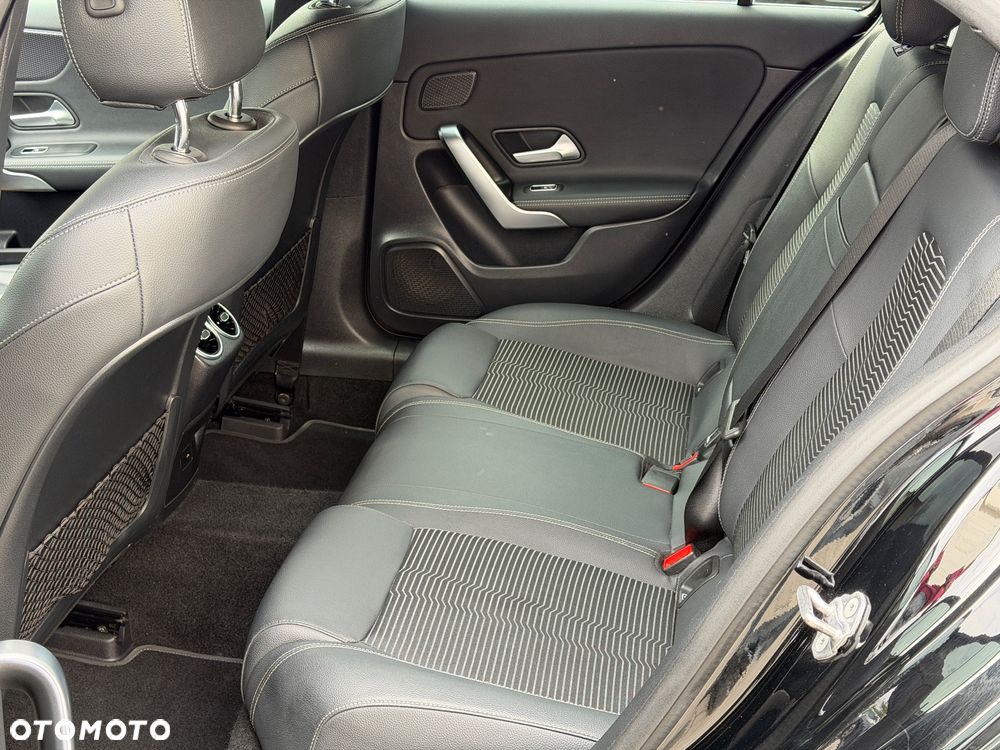 Mercedes-Benz Klasa A 220 d 8G-DCT Style - 29
