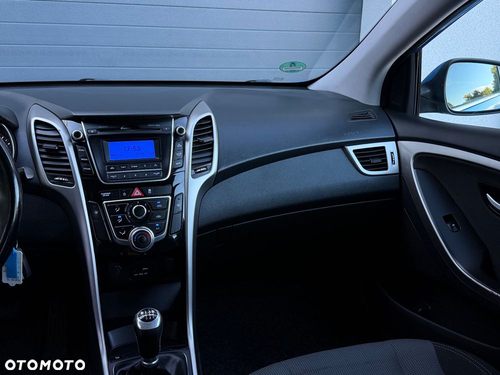 Hyundai i30 1.4 BlueDrive Classic - 8