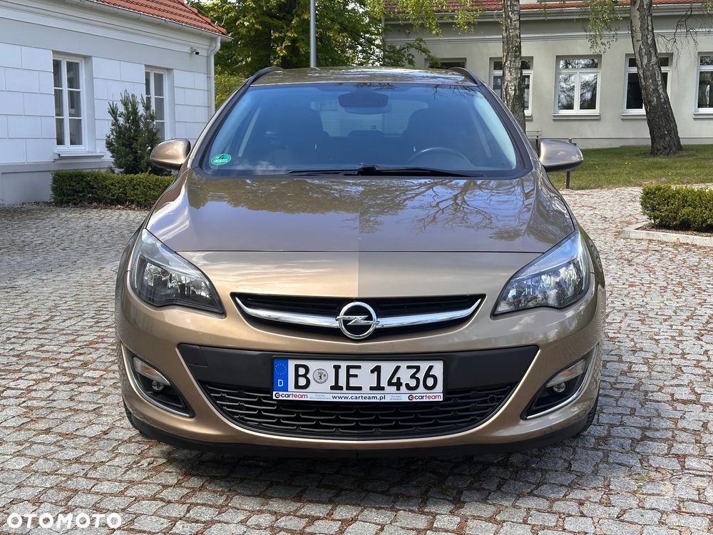 Opel Astra 1.4 Turbo Style - 4