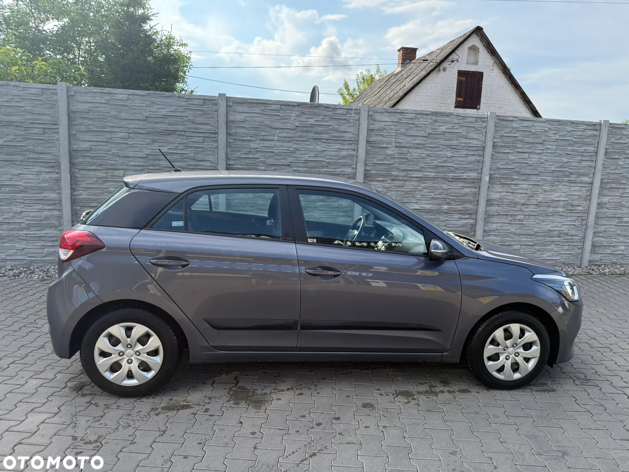 Hyundai i20 1.2 Classic + - 6