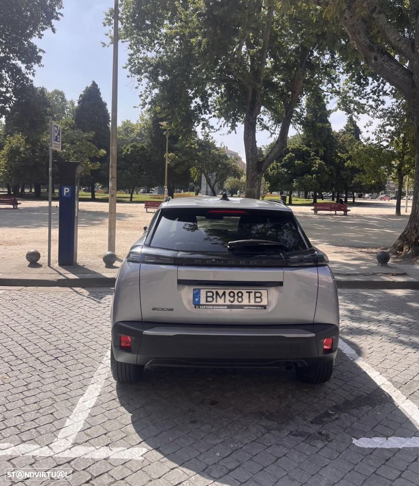 Peugeot 2008 1.2 PureTech Allure Pack - 24