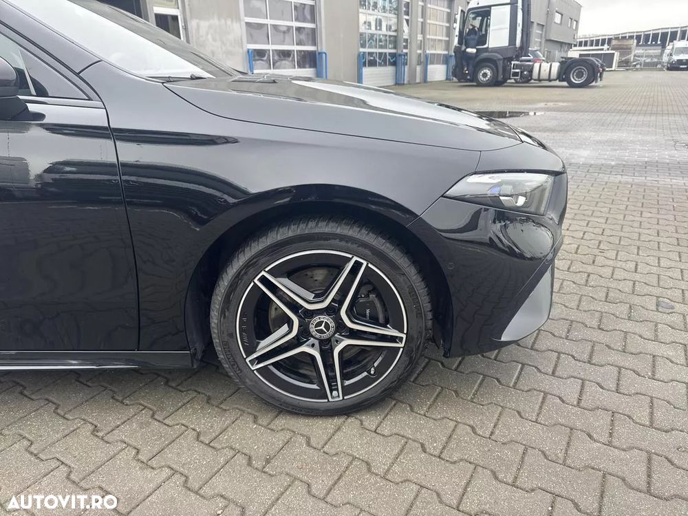 Mercedes-Benz A 250 e Sedan Aut. - 16