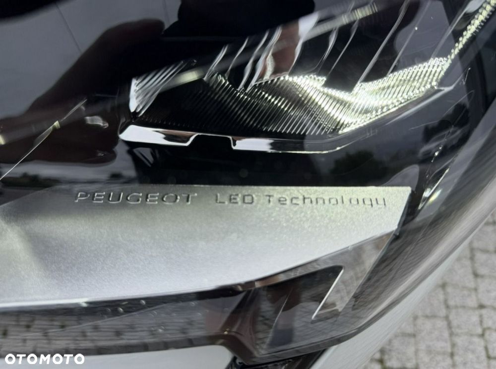 Peugeot 3008 - 11