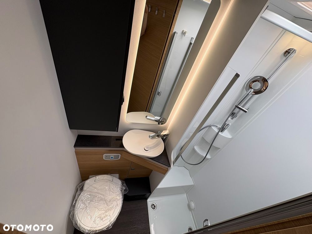 Adria Coral XL 660 SL - 24