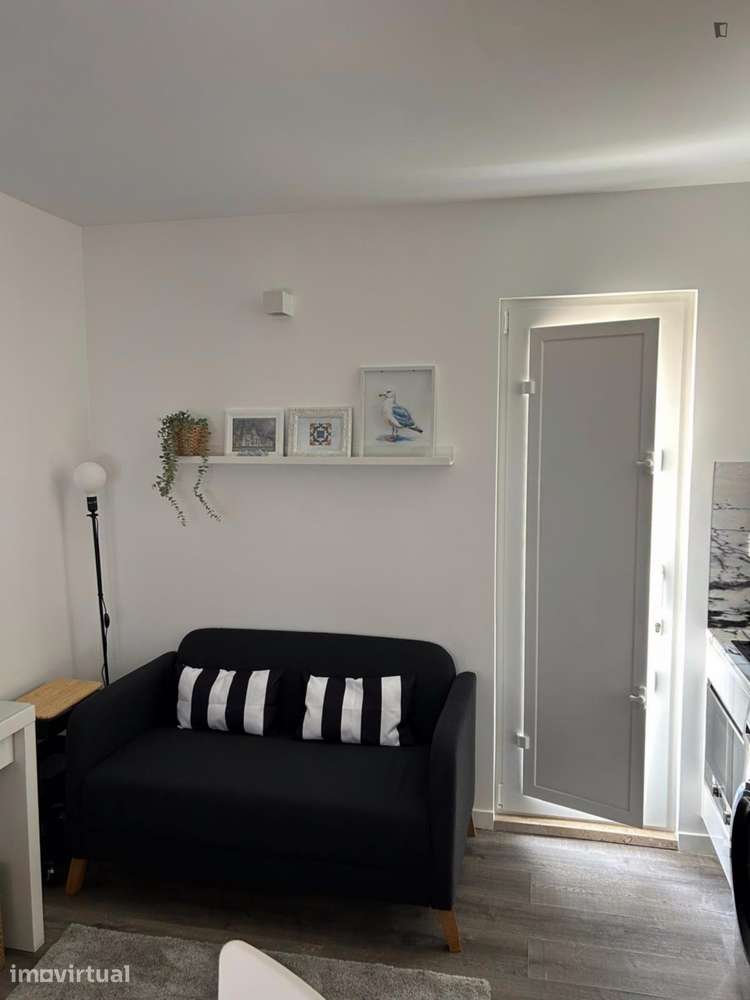Apartamento com 1 quartos - localizado em Ajuda Lisbon - Grande imagem: 2/8