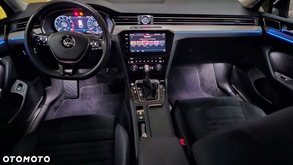 Volkswagen Passat 2.0 TSI 4Mot Highline DSG - 10