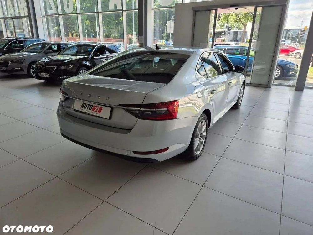 Skoda Superb - 8