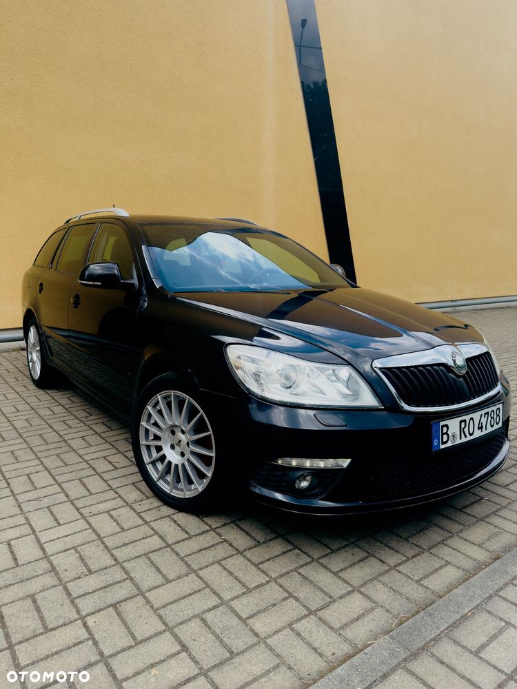 Skoda Octavia 2.0 TDI DPF RS - 2