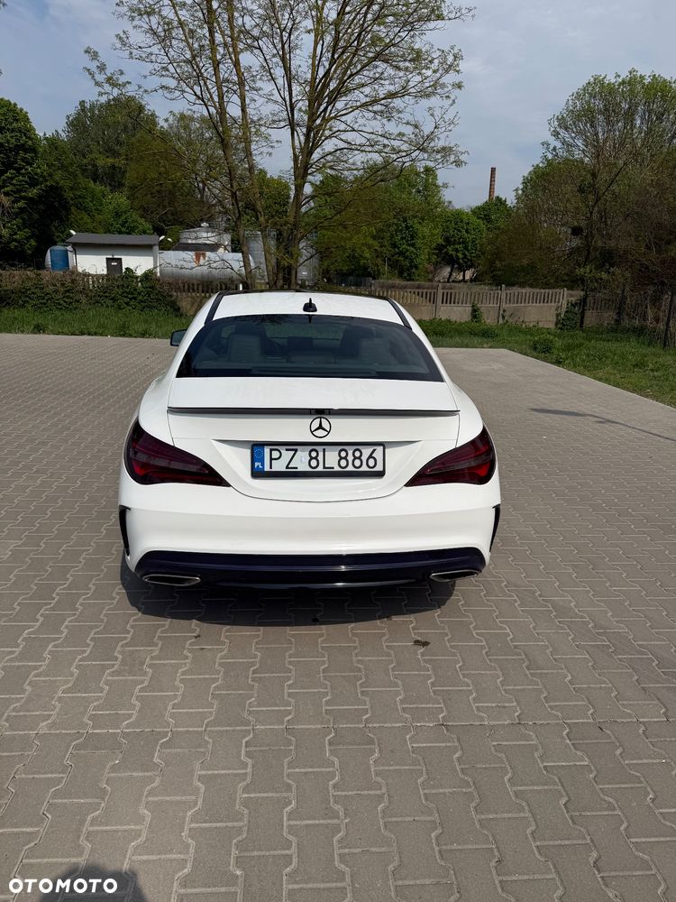 Mercedes-Benz CLA 250 4-Matic AMG Line - 4