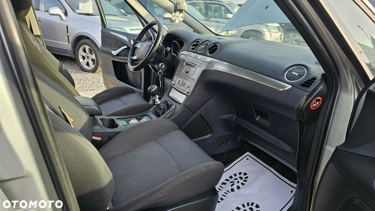 Ford S-Max - 18