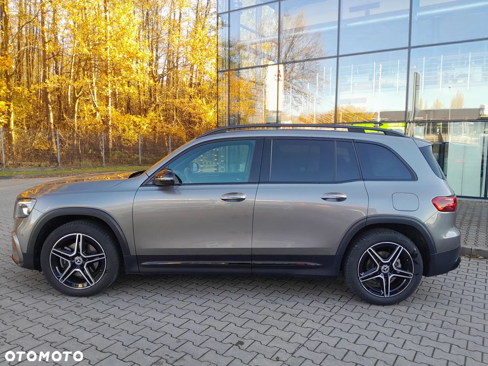 Mercedes-Benz GLB 200 AMG Line 7G-DCT - 4