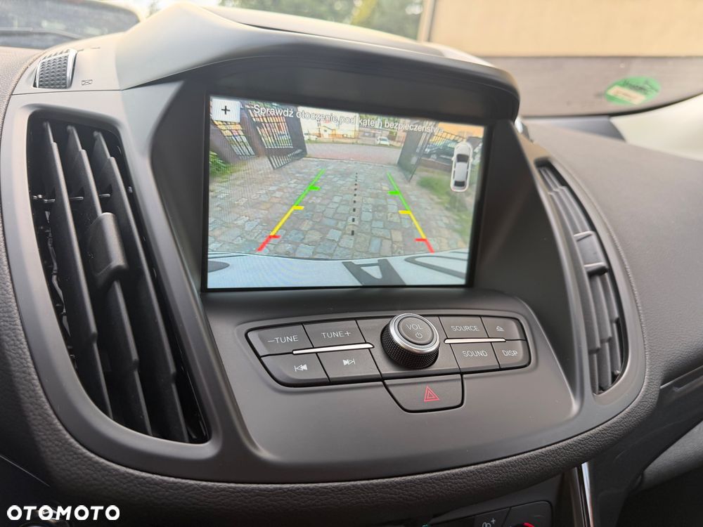 Ford Kuga - 19