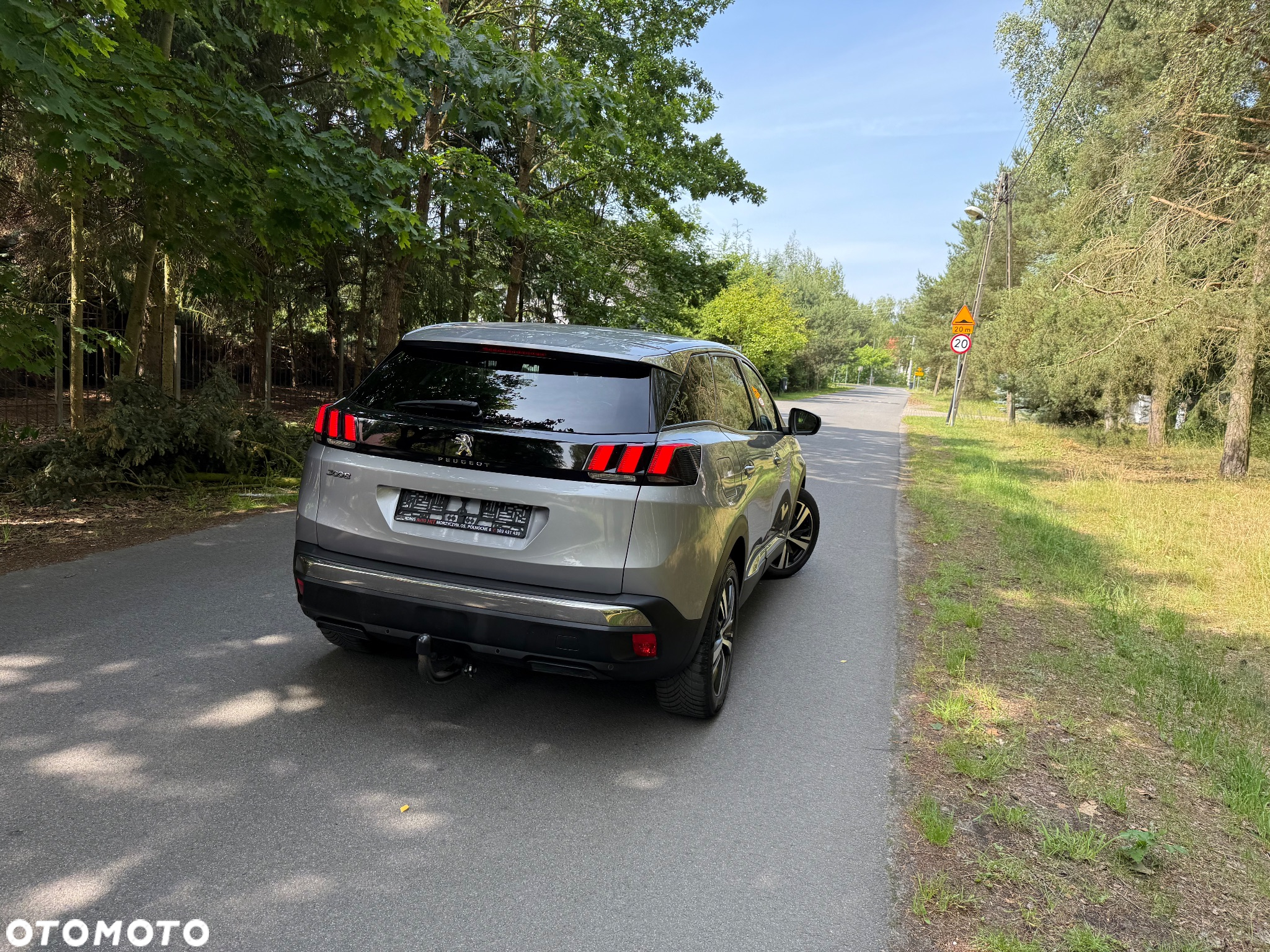 Peugeot 3008 1.5 BlueHDi Allure S&S - 13