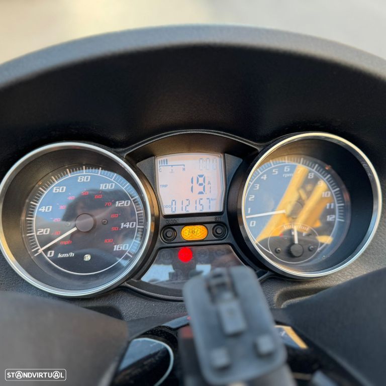 Piaggio MP3 250 - 24