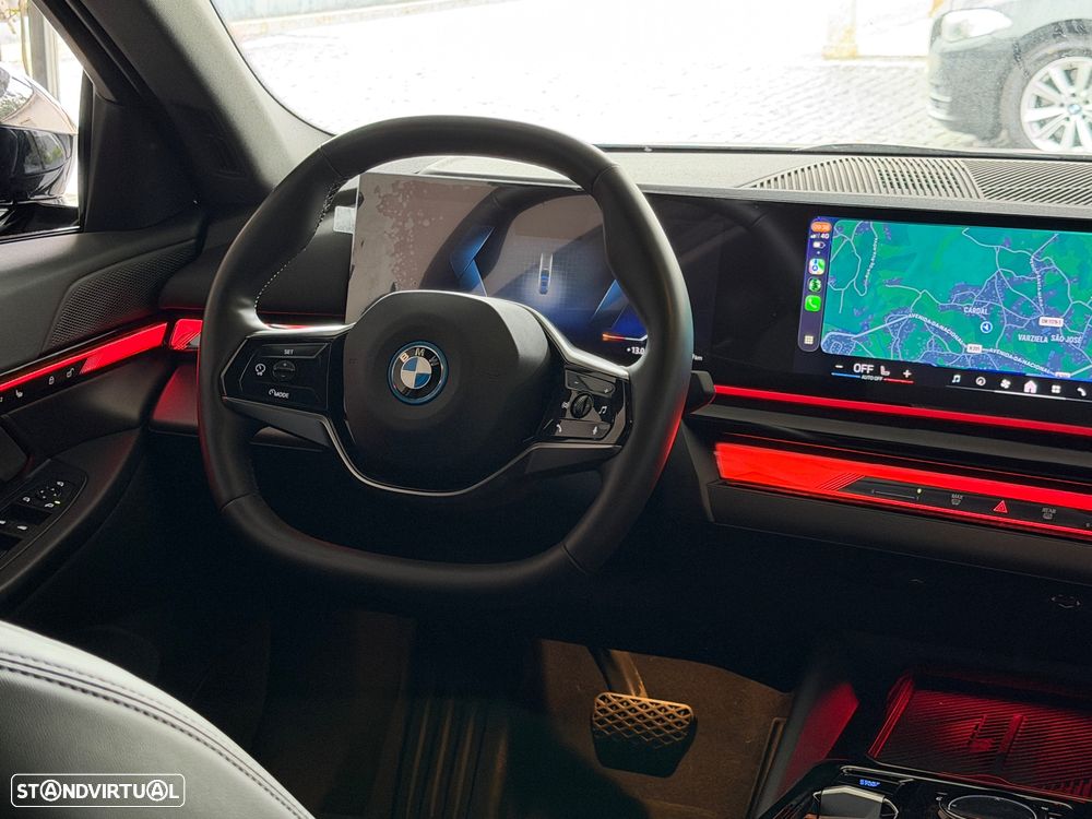 BMW i5 eDrive40 - 38