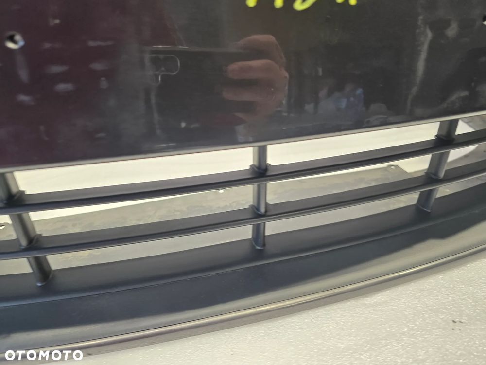 SKODA SUPERB III 3 3T0 08-13 ZDERZAK PRZEDNI PRZÓD BEZ SPRYSKÓW I BEZ PDC + KRATKA ŚRODKOWA , NR 3T0807221 , NR AUKCJI NZ1794 - 13