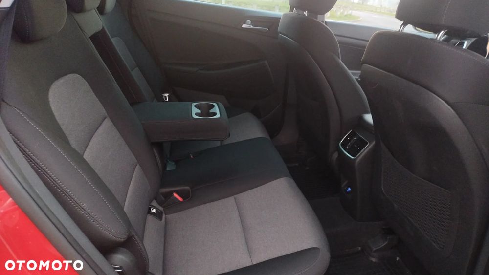 Hyundai Tucson blue 1.6 CRDi 4WD Select - 16