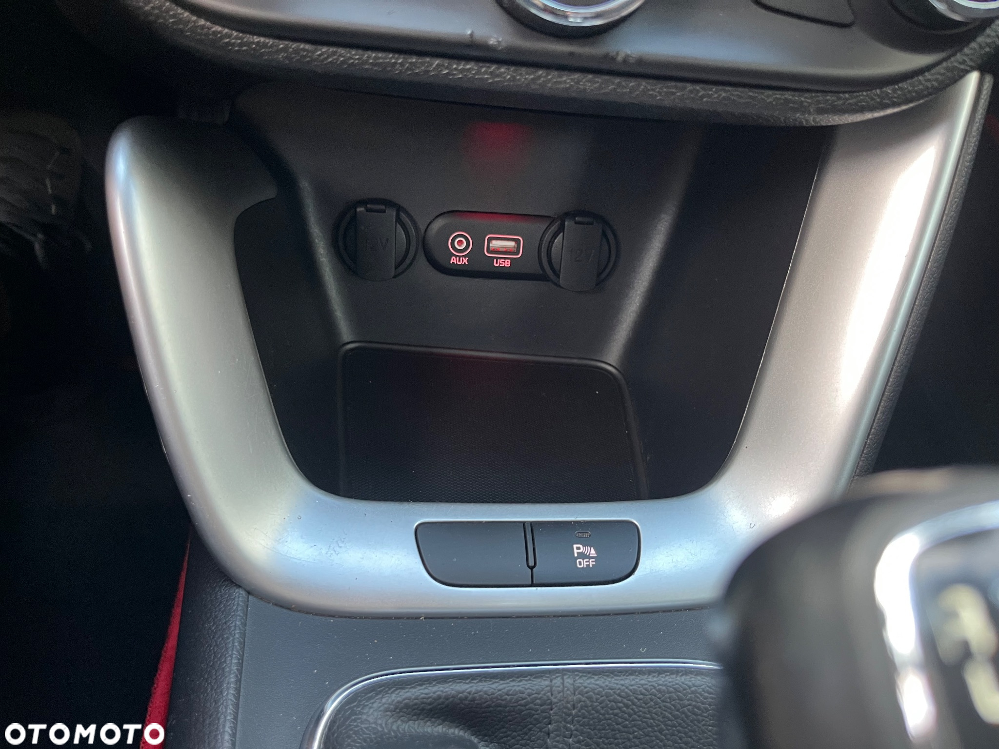 Kia Ceed 1.6 GDI Dream-Team Edition - 23