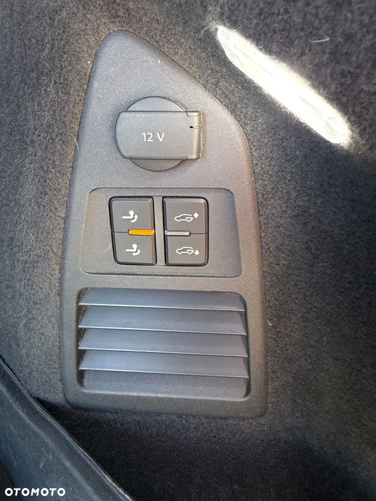 Volkswagen Touareg 3.0 V6 TDI 4Motion R-Line - 9