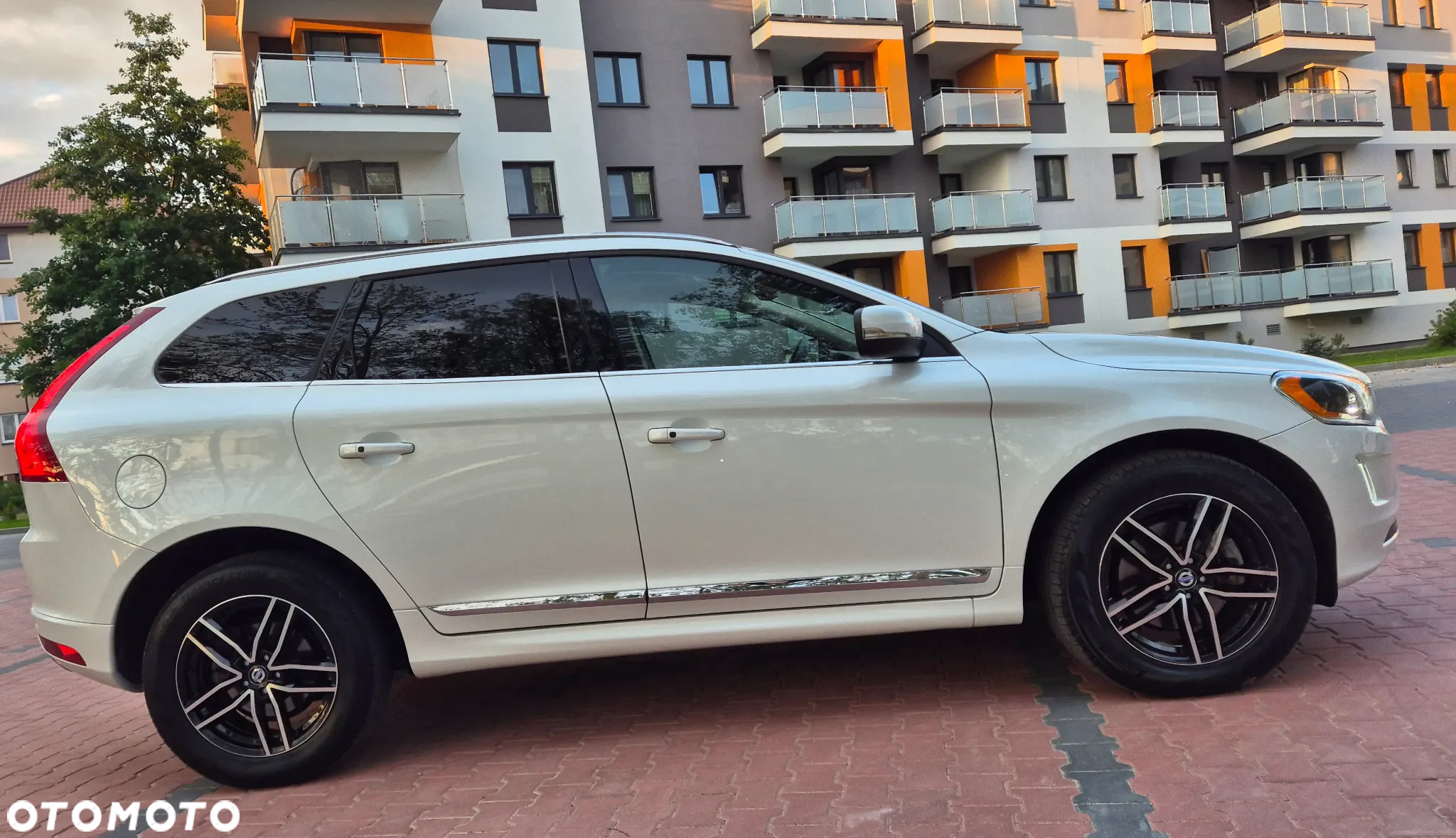 Volvo XC 60 T5 Geartronic Summum - 19