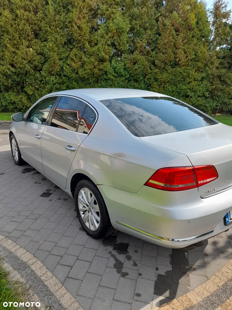 Volkswagen Passat 2.0 TDI Comfortline - 5