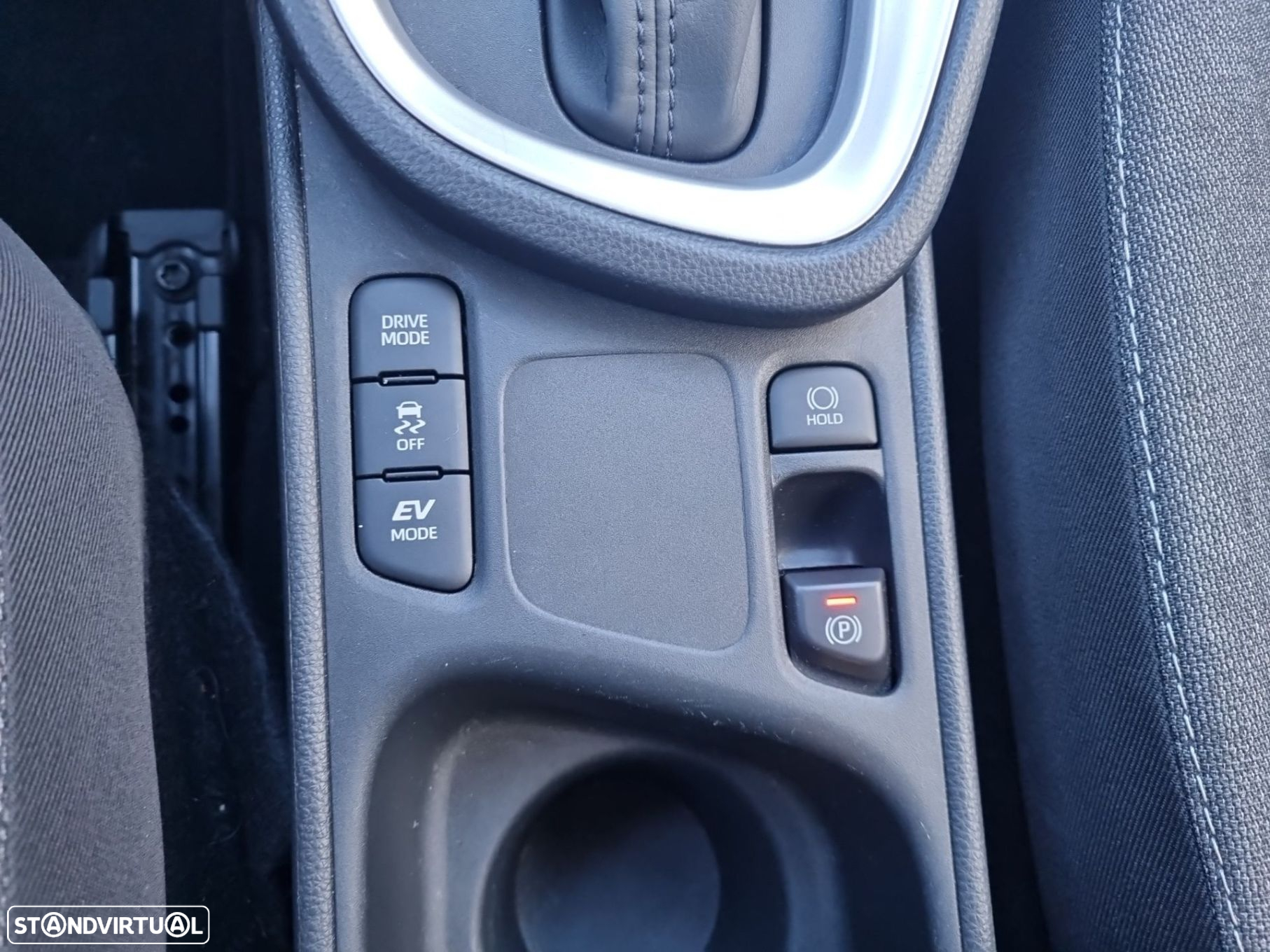 Toyota Yaris Cross - 18