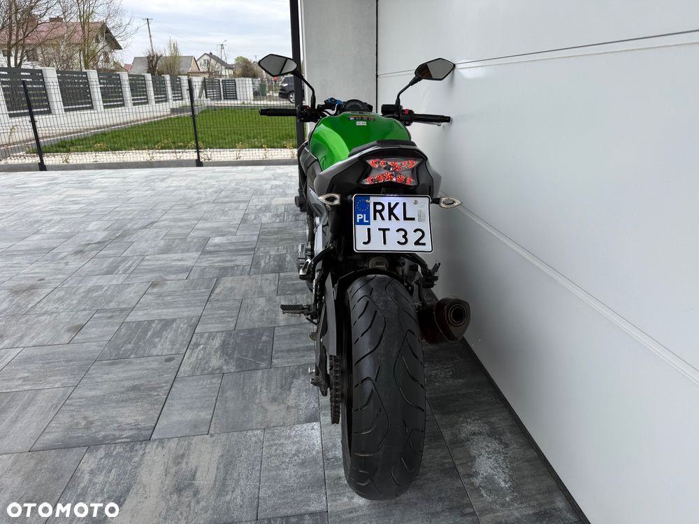 Kawasaki Z 900 - 12